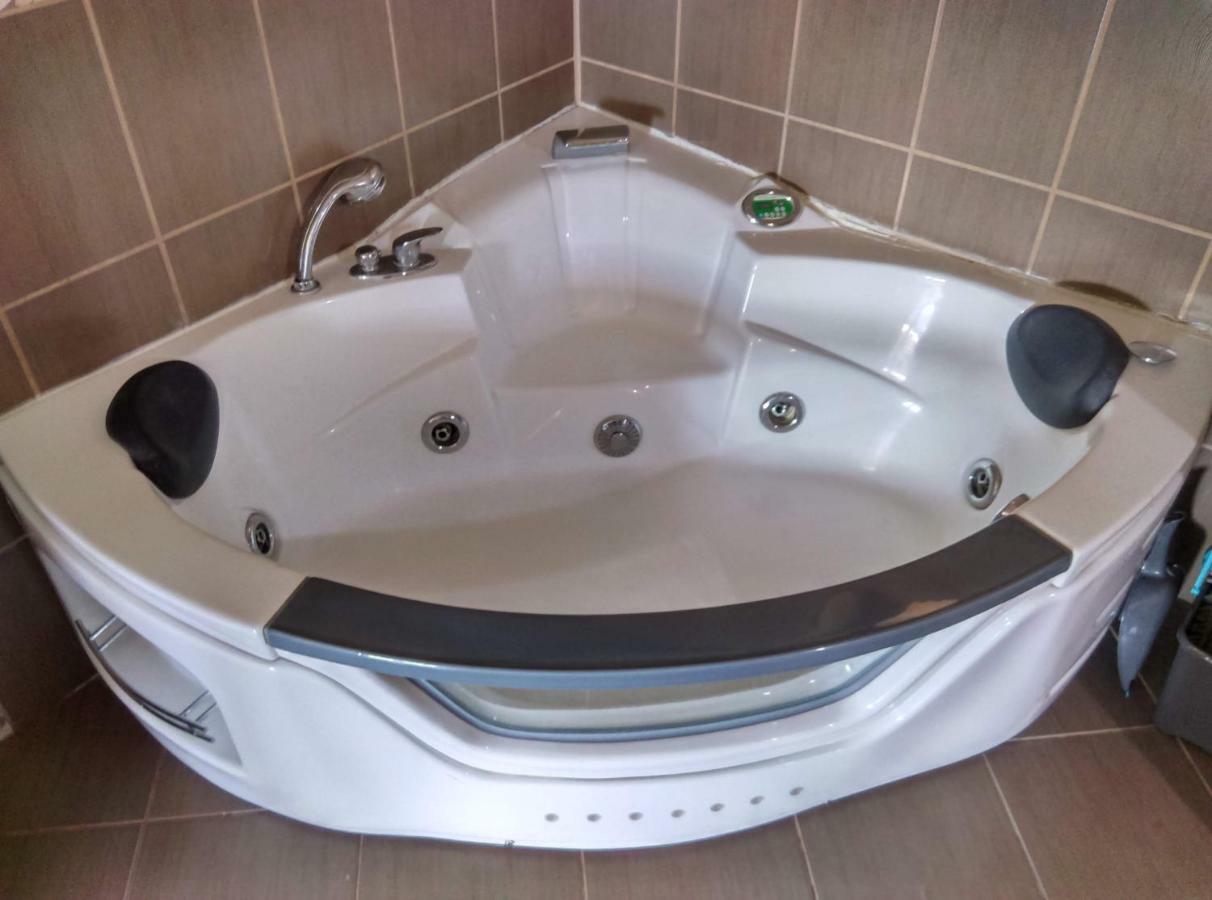 Apartman Pod Kalvariou - Rodinny Dom Banská Štiavnica Eksteriør billede