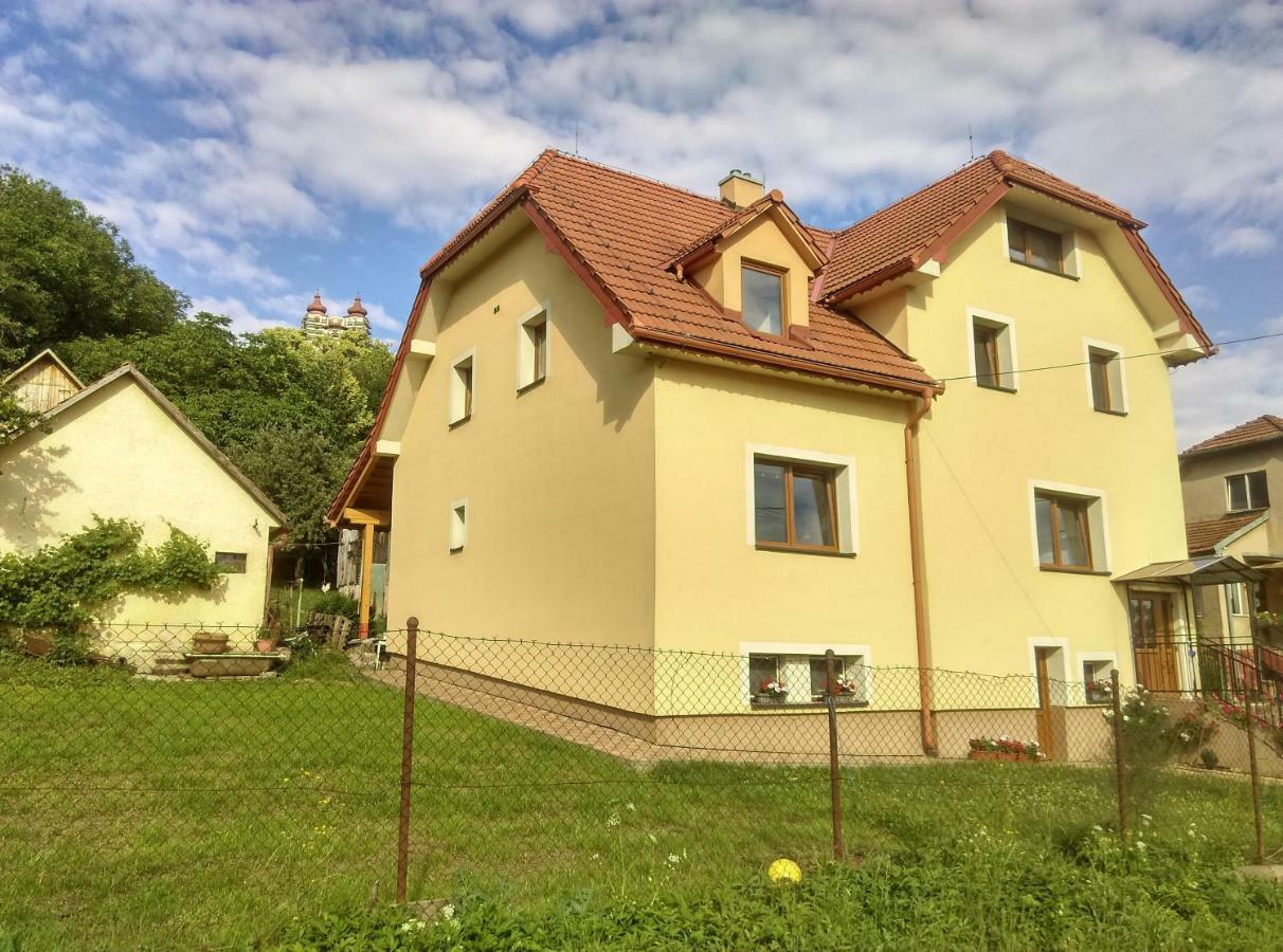 Apartman Pod Kalvariou - Rodinny Dom Banská Štiavnica Eksteriør billede